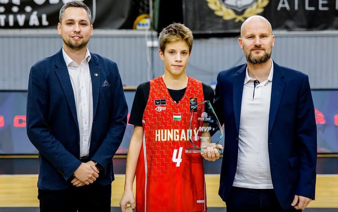 Siker a Nemzetközi Cívis Kupán